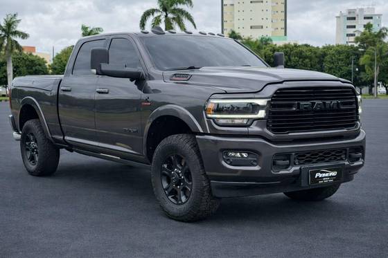 RAM 3500 6.7 I6 TURBO DIESEL LARAMIE CD 4X4 AUTOMÁTICO RAM 3500 6.7 I6 TURBO DIESEL LARAMIE CD 4X4 AUTOMÁTICO